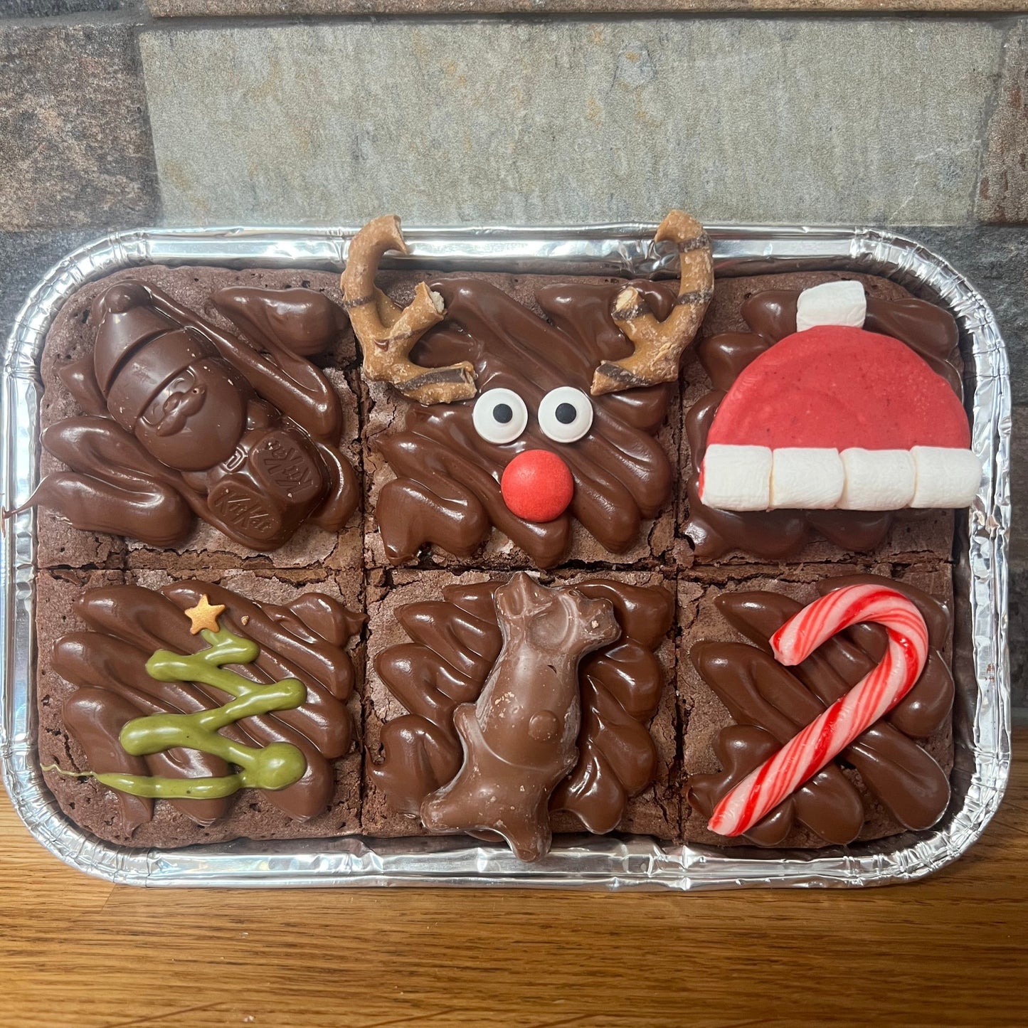 Christmas 6 Piece Brownie Tray